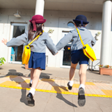 保育園の運動会親子競技のネーミングについて
内容は跳び箱、平均台、縄跳びです
なかなか良いのが浮かびません
何か楽しそうなネーミングないでしょうか?
よろしくお願いします